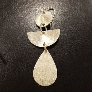 🐆Stunning, everyday earring!!🐆